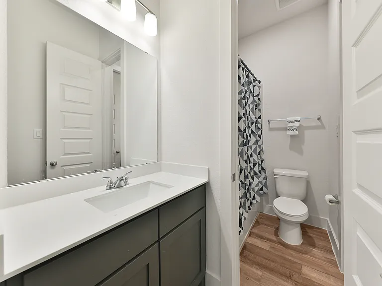 1829 Gyst Rd — Photo 31