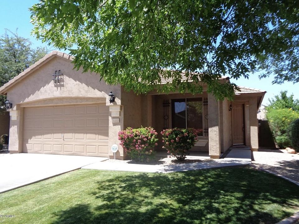 2nd image of 2602 E Binner Dr