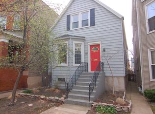 1907 W Barry Ave, Chicago, IL 60657