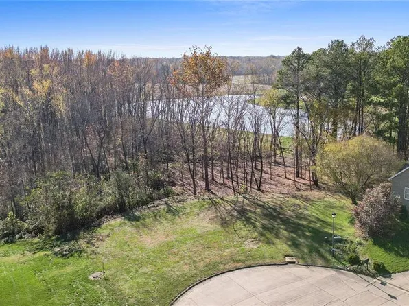 4901 Wilderness Point, Smithton, IL 62285