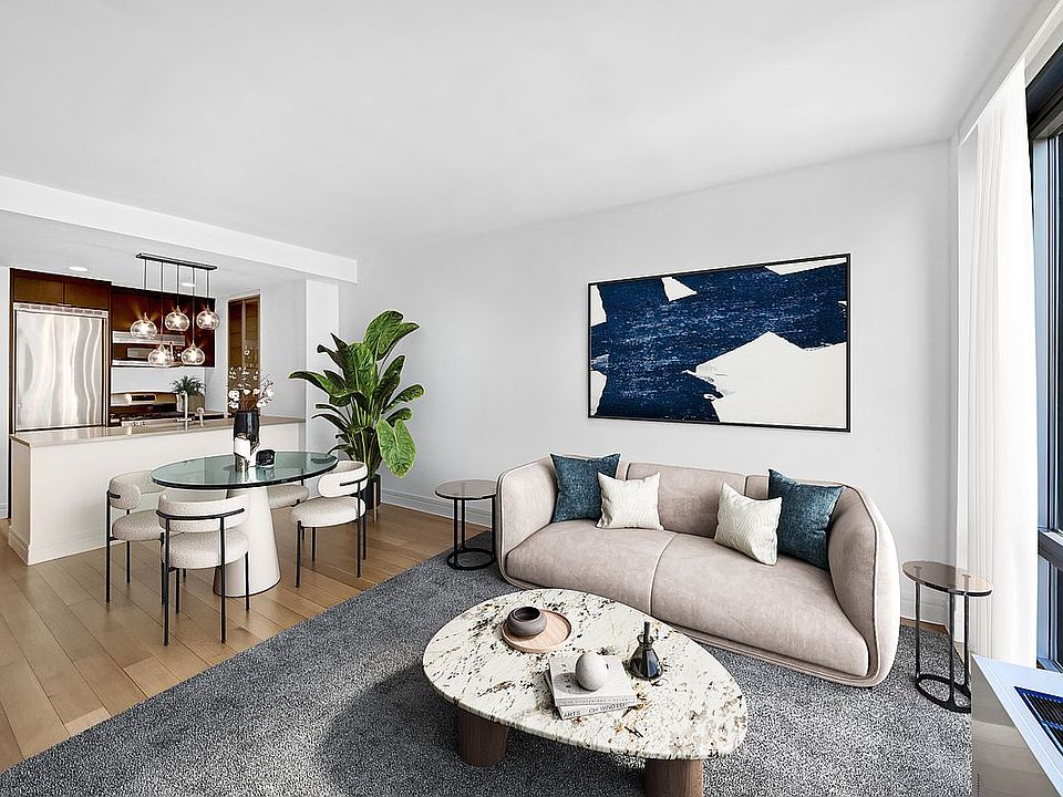 1st image of 212 W 72nd St #9E