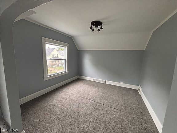 4th image of 3475 W 46th St