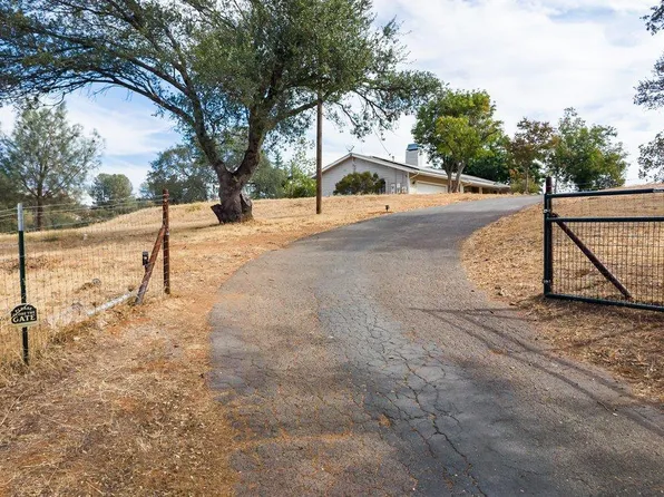 2422 Cheyenne Rd, Copperopolis, CA 95228