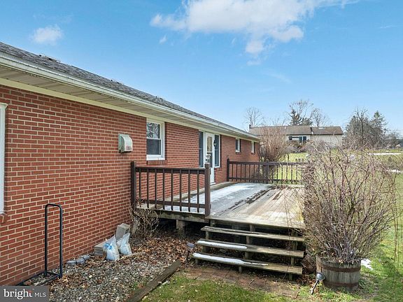 5th image of 773 Snydertown Rd