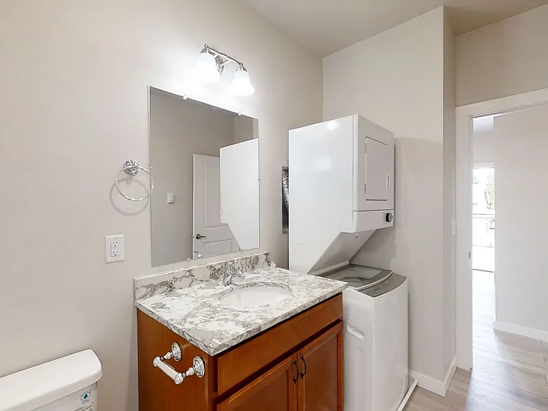 7427 S D St — Photo 27