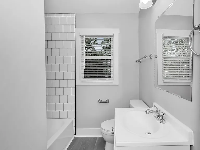 908 Fairway Dr NW — Photo 20