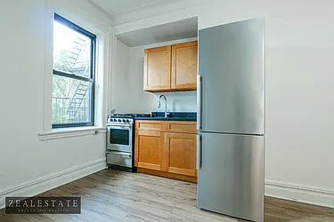 Rented by ZealEstate Group Inc