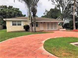 3302 Cambridge Dr, Sarasota, FL 34232
