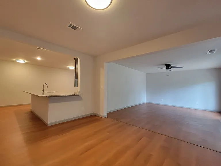 5256 Eubanks Dr — Photo 13