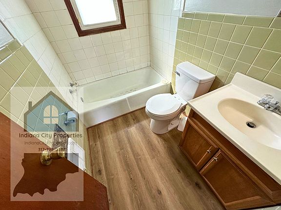 4th image of 569 S Home Ave #11432458