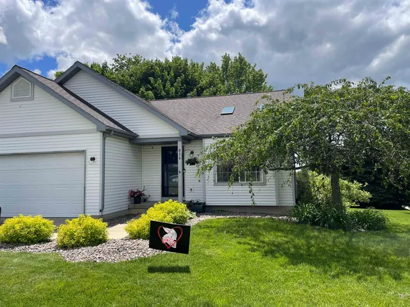 836 Vista Ridge Dr, Mount Horeb, WI 53572