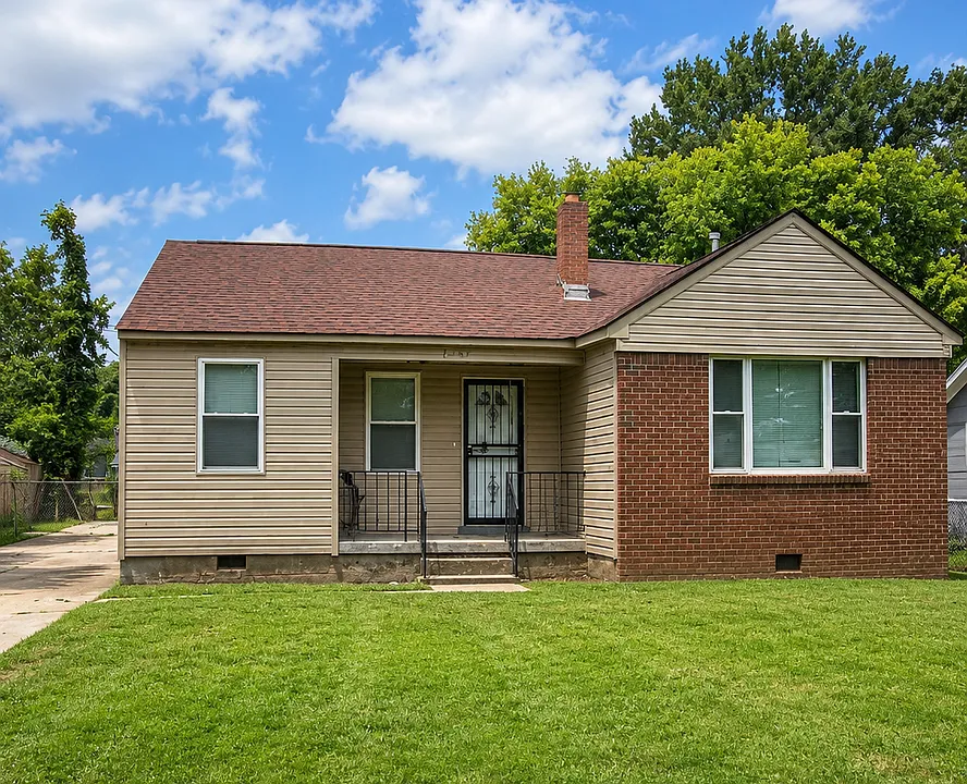 1947 Clovia Ln
