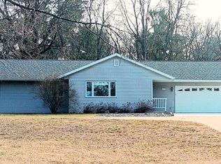 1721 Riverwood Ln, Wisconsin Rapids, WI 54494