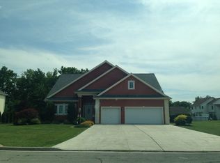4649 Perry Ct, Lewiston, NY 14092