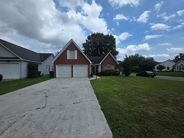 123 Toura Ln — Photo 2