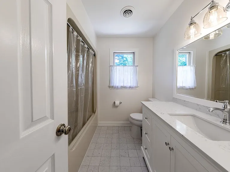 308 The Maine W — Photo 11