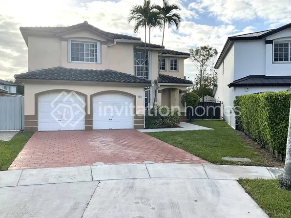 9229 SW 157th Ct, Miami, FL 33196