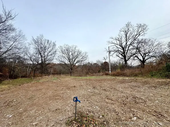 15606 N Lost City Rd, Hulbert, OK 74441