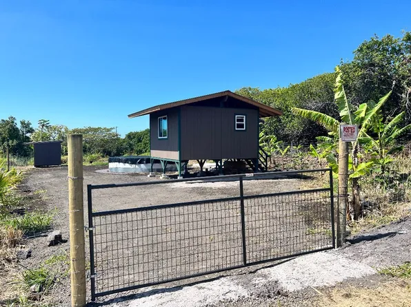 94 Pele St, Naalehu, HI 96772