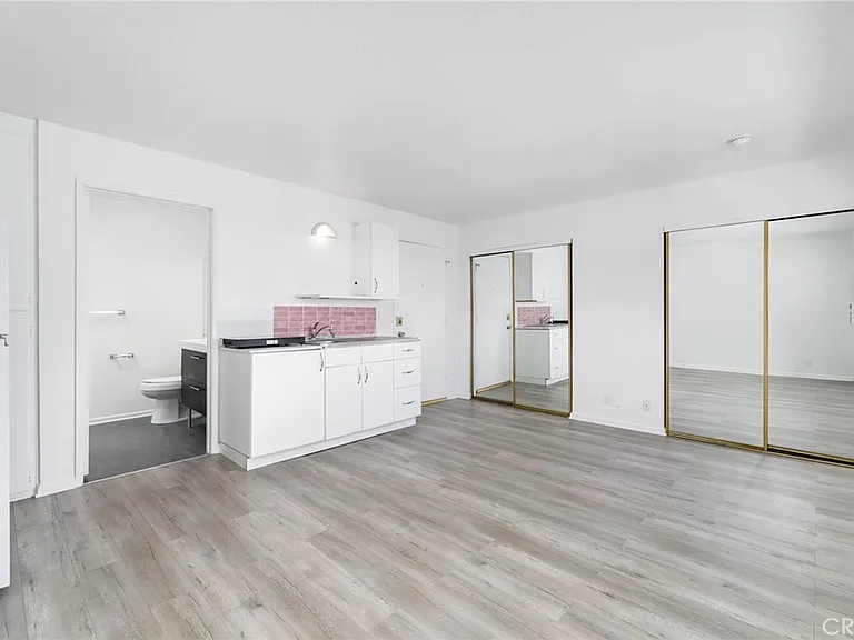 3632 Dunn Dr #6 — Photo 5