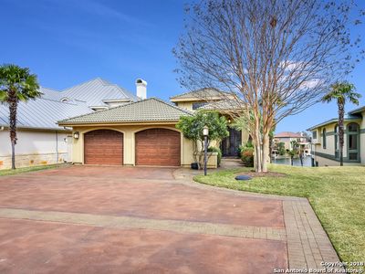 223 Dominion Dr, Horseshoe Bay, TX, 78657