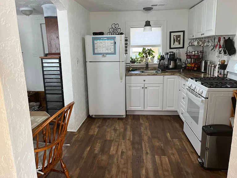 1035 S 8th St — Photo 2