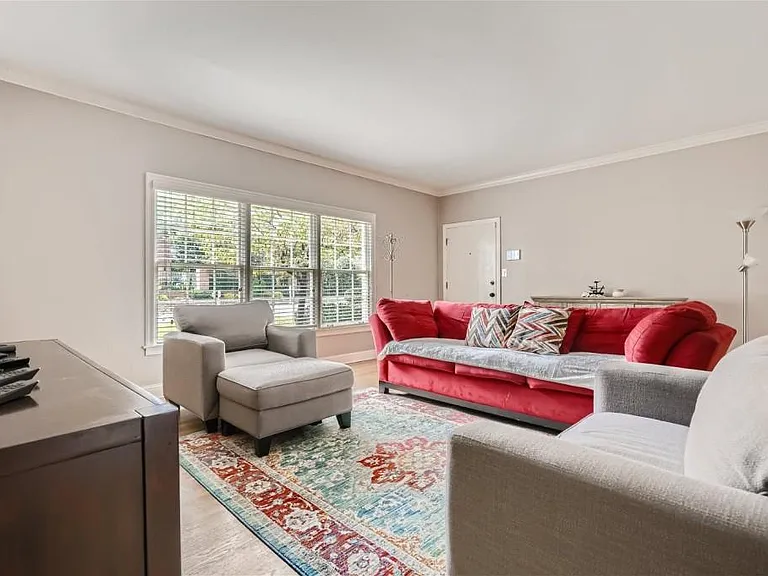 3685 Cantrell Rd NE #A — Photo 5