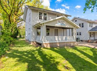 1022 4th St, Charleston, IL