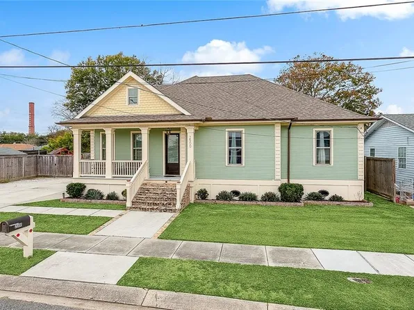 2500 Culotta St, Chalmette, LA 70043