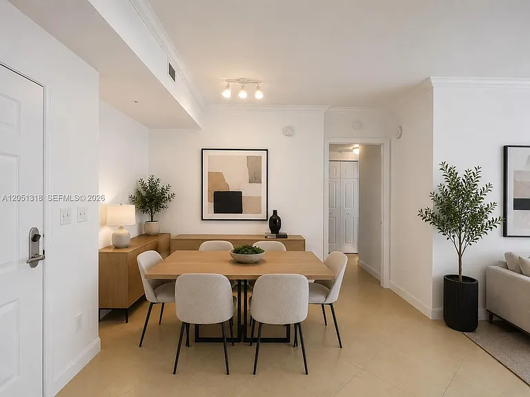 2000 N Bayshore Dr #1107 — Photo 12
