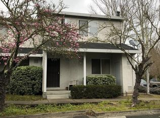 1107 Prospect Ave, Santa Rosa, CA 95409