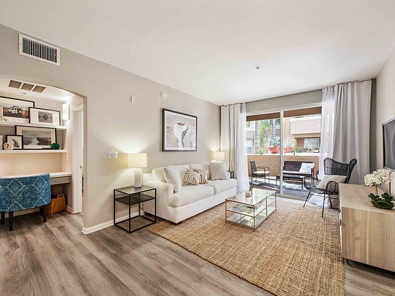 5th image of 390 Paseo Camarillo #7-302