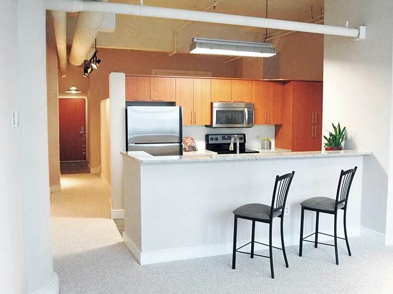 The Lofts at 1835 Arch — Photo 5