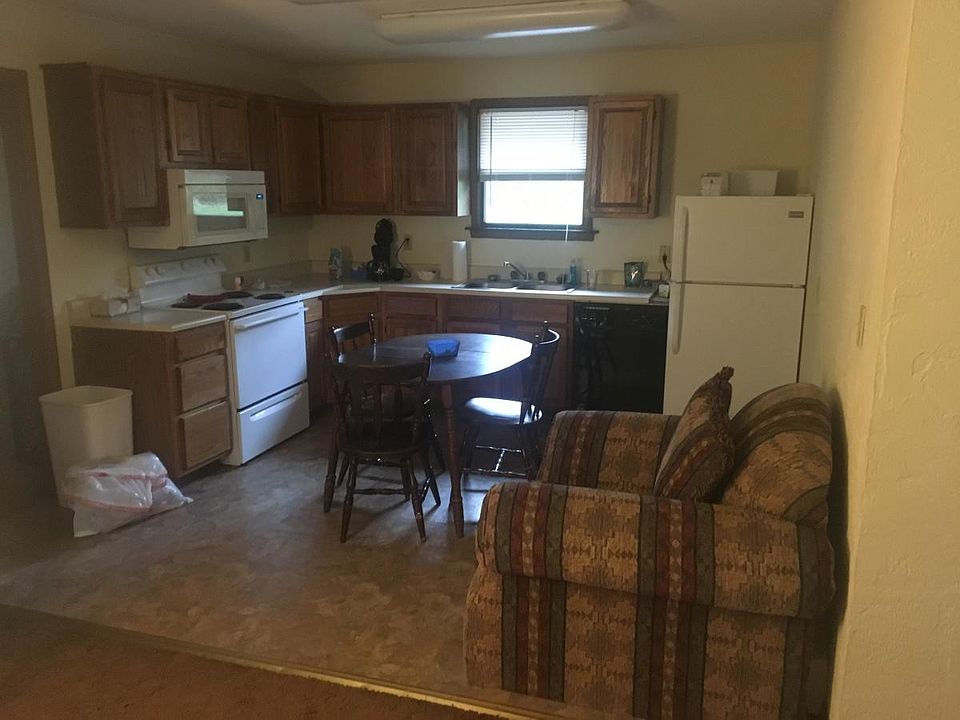 2nd image of 602 Cayton St