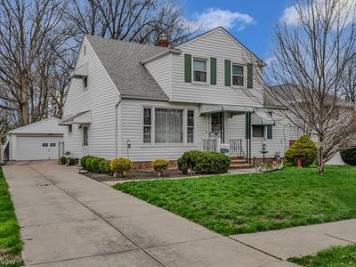 29515 Oakwood Dr, Wickliffe, OH, 44092