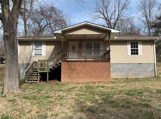 602 Huntsville St, Berryville, AR 72616