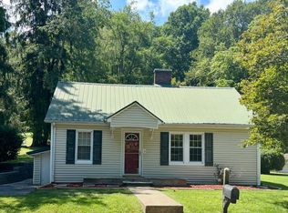 1019 Virginia Ave NE, Norton, VA 24273