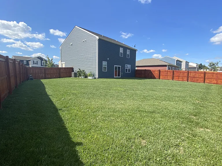 214 Gumspring Dr — Photo 5