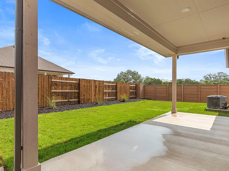 2417 Gabriels Horn Rd — Photo 25