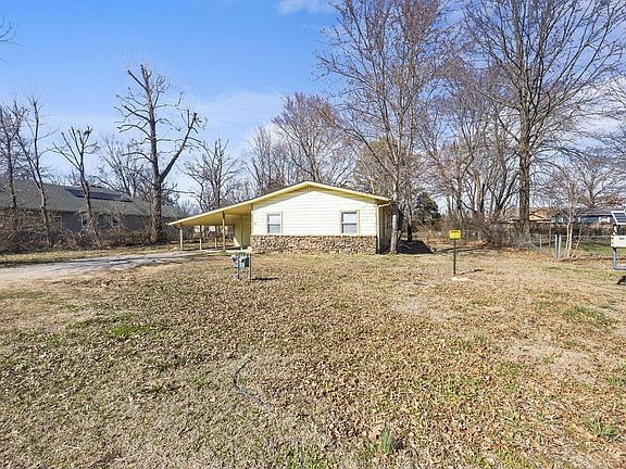 2nd image of 5516 W Wedington Dr
