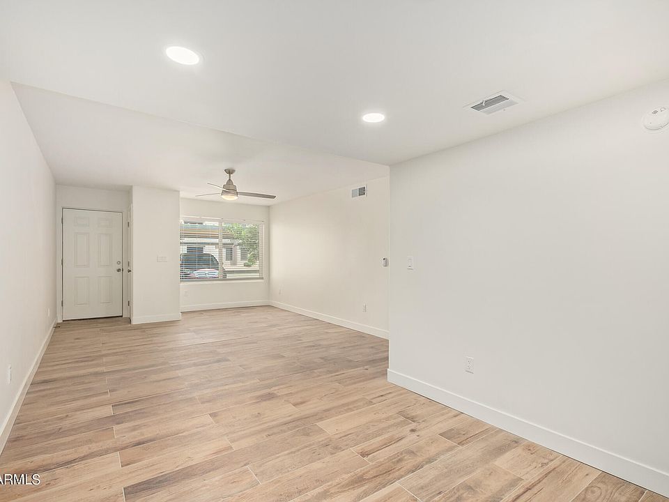 1st image of 1927 E HAMPTON Avenue #137