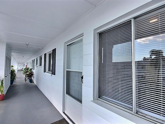 3rd image of 1631 LEISURE DRIVE #M36