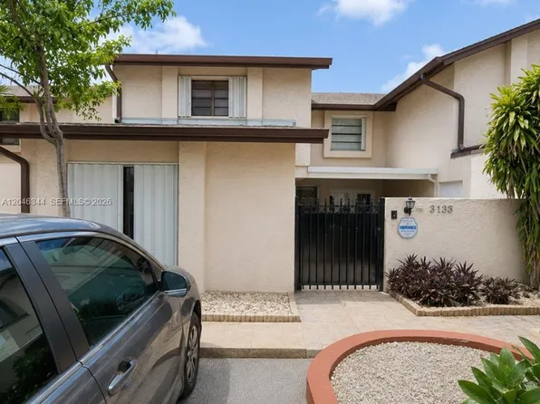 8188 NW 98th Ln #122, Hialeah Gardens, FL 33016