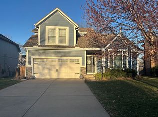 5716 Brownridge St, Shawnee, KS 66218