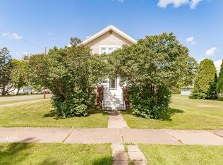 401 98th Ave W, Duluth, MN 55808