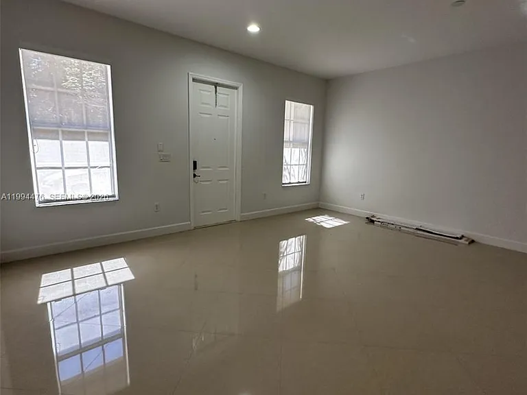14623 SW 7th St #4-12 — Photo 5