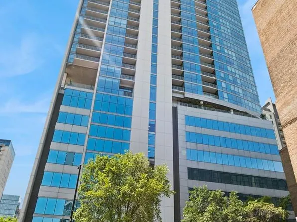 303 W Ohio St APT 1407, Chicago, IL 60654