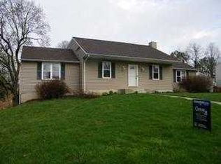 42 S Charles St, New Freedom, PA 17349