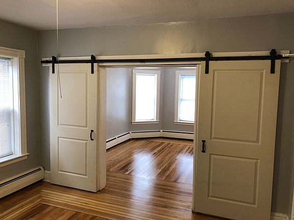 2nd image of 107 Gold St #1B