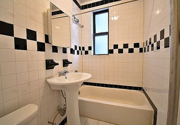 4th image of 1770 E 172nd St #2H